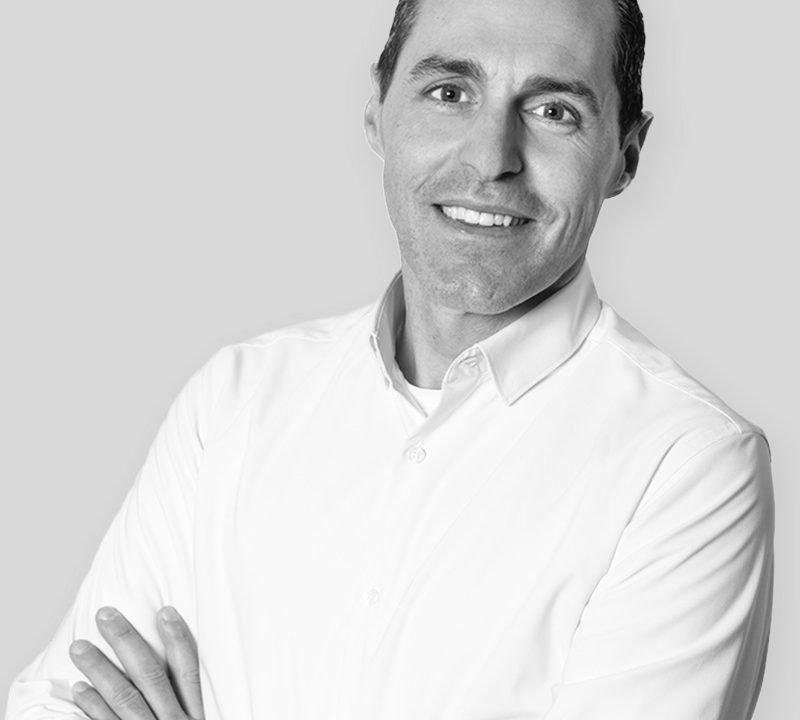 Dr Eric Breton