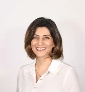 Samira, Hygiéniste dentaire